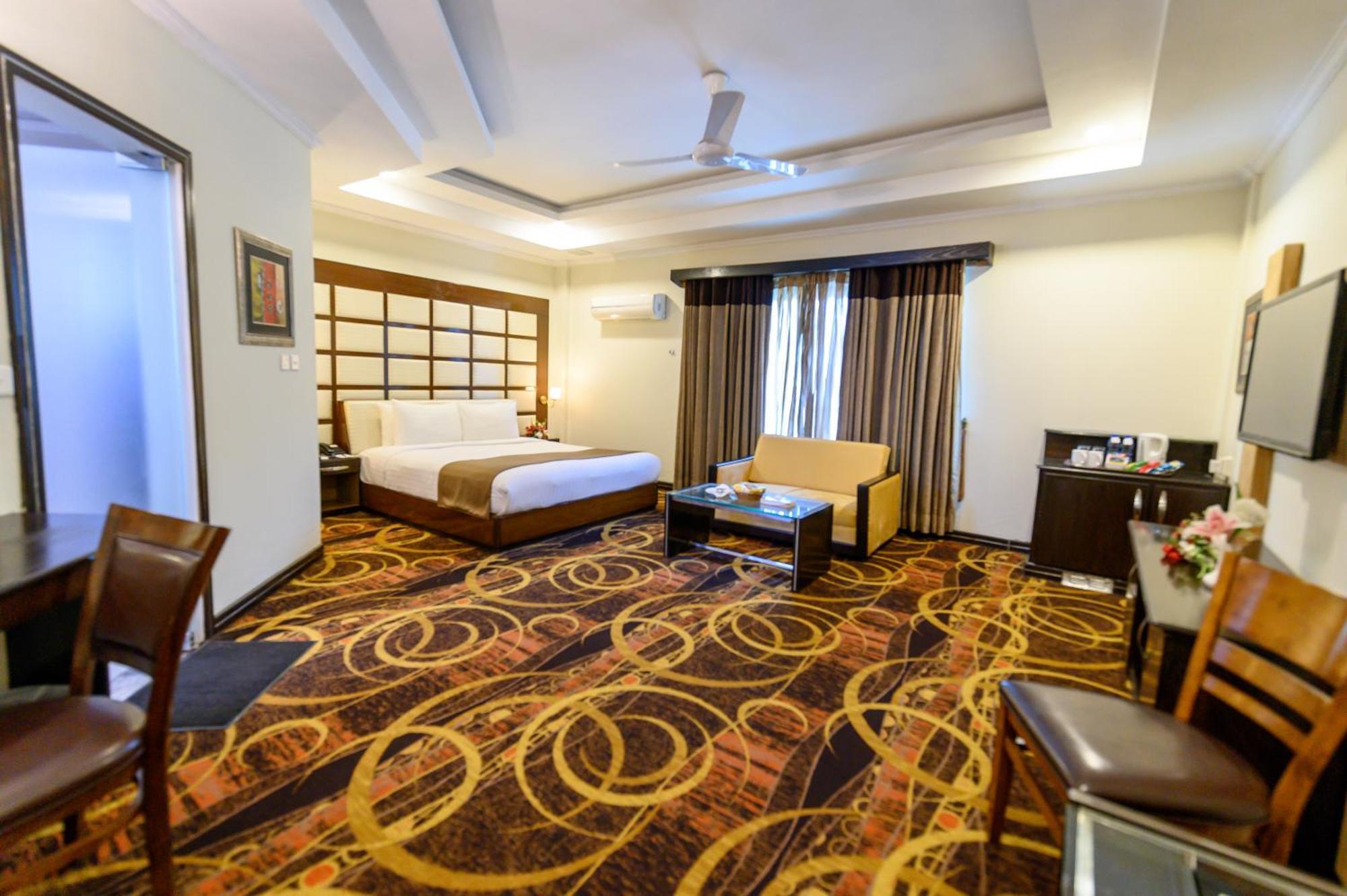 Hotel One Abbotabad Exterior foto