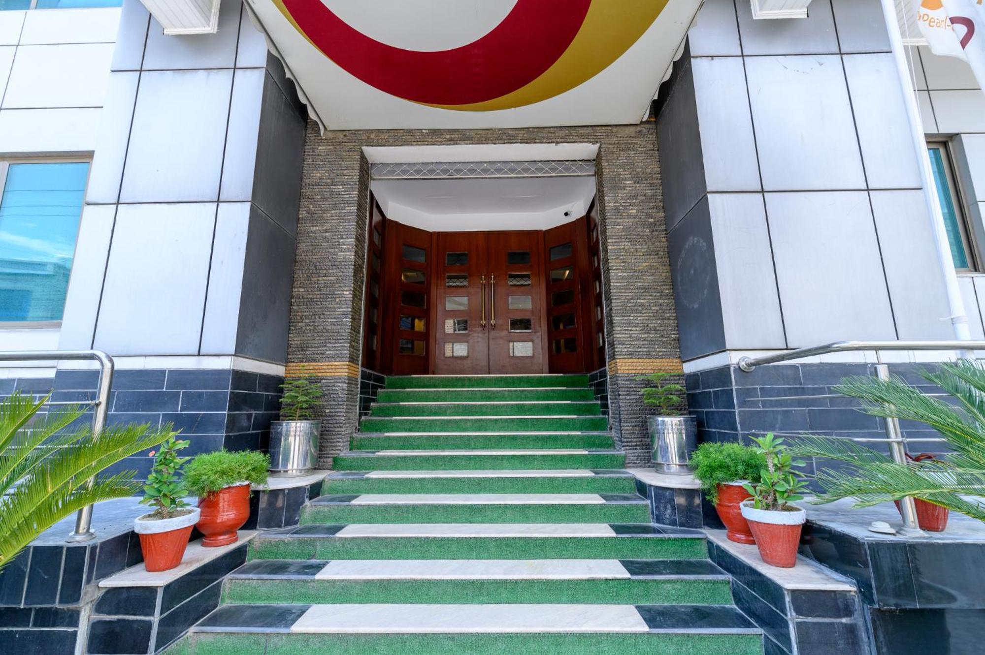 Hotel One Abbotabad Exterior foto
